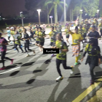 Runner Photo 6558656
