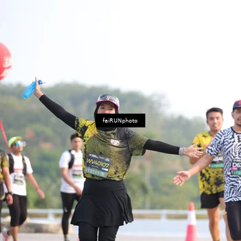 Runner Photo 6558672