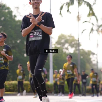 Runner Photo 6558691