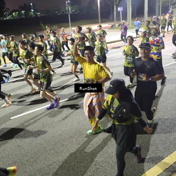 Runner Photo 6558713