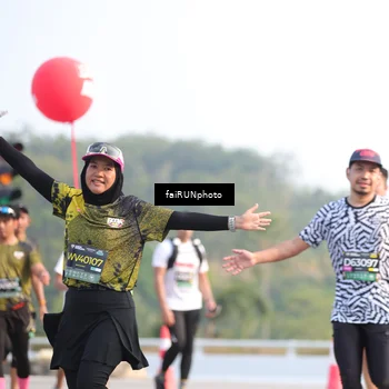 Runner Photo 6558728