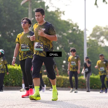 Runner Photo 6558757