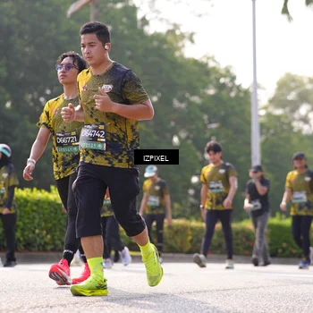 Runner Photo 6558772