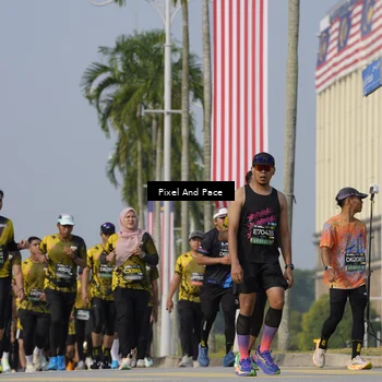 Runner Photo 6558777