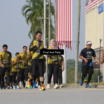 Runner Photo 6558780