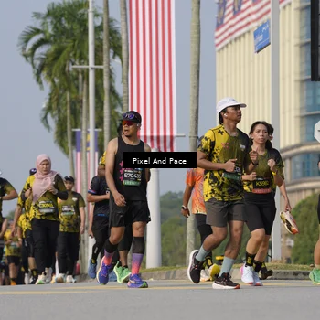 Runner Photo 6558781