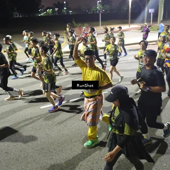 Runner Photo 6558786