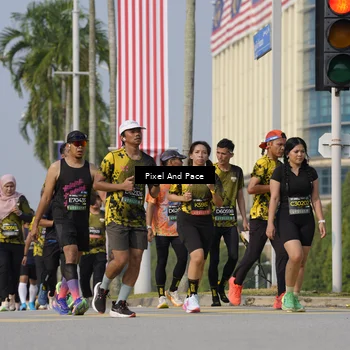 Runner Photo 6558791