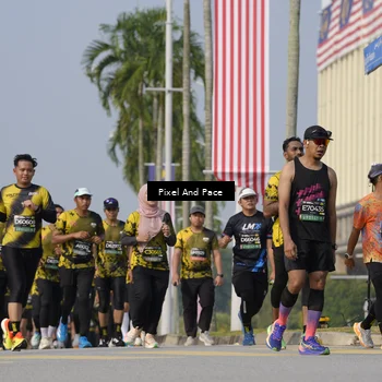 Runner Photo 6558793