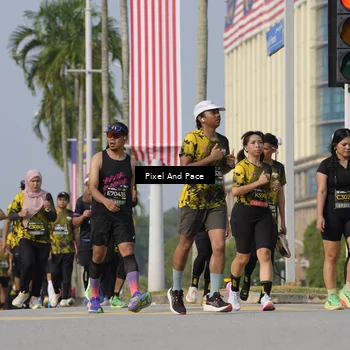 Runner Photo 6558794