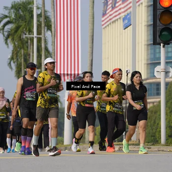 Runner Photo 6558804