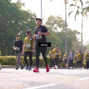 Runner Photo 6558812
