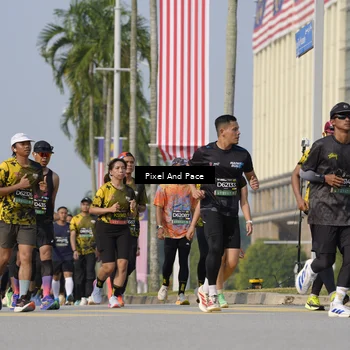 Runner Photo 6558816