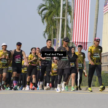 Runner Photo 6558836