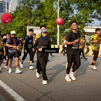 Runner Photo 6558840