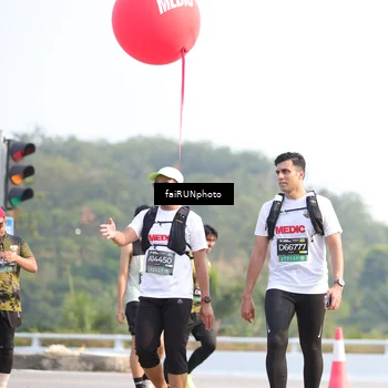Runner Photo 6558844