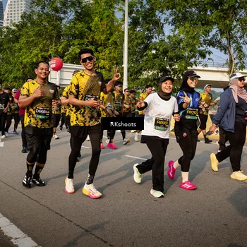 Runner Photo 6558847