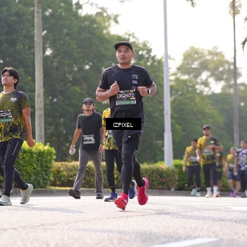 Runner Photo 6558848