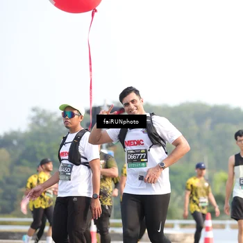 Runner Photo 6558852