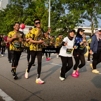 Runner Photo 6558873