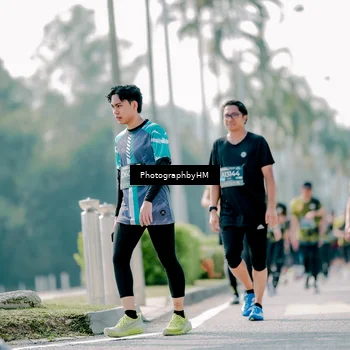 Runner Photo 6558882