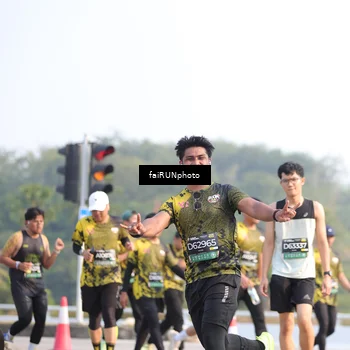 Runner Photo 6558883