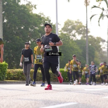 Runner Photo 6558886