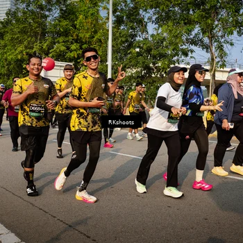 Runner Photo 6558896