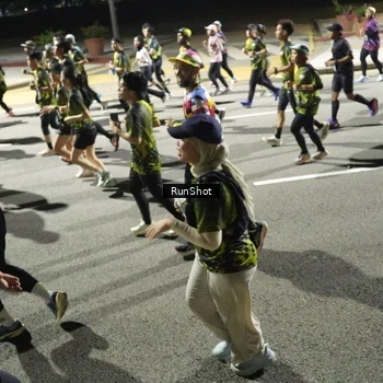 Runner Photo 6558898