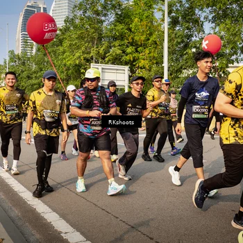 Runner Photo 6558903