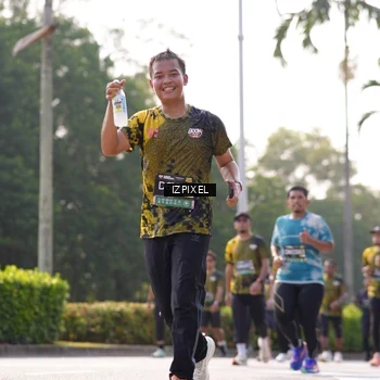 Runner Photo 6558905