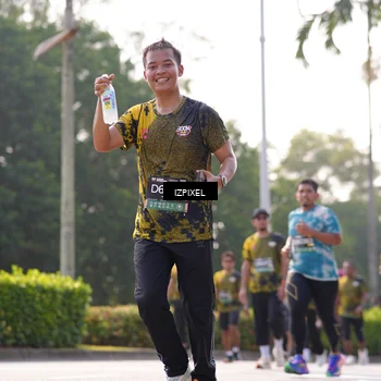 Runner Photo 6558912