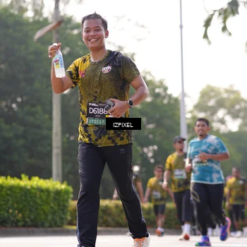 Runner Photo 6558919
