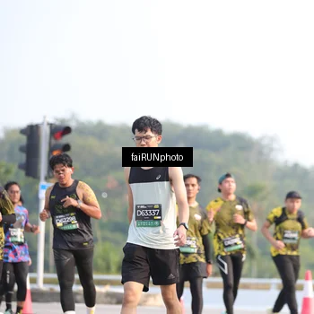 Runner Photo 6558939