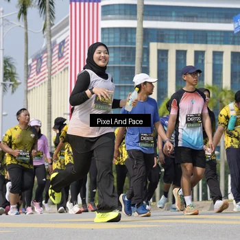 Runner Photo 6558943