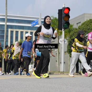 Runner Photo 6558946