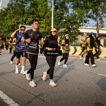 Runner Photo 6558976