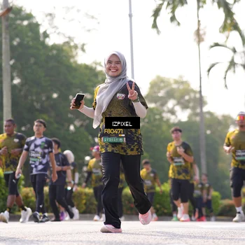 Runner Photo 6559002