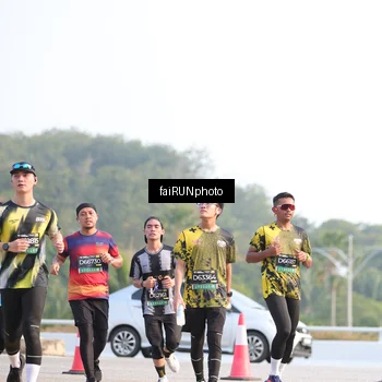 Runner Photo 6559037