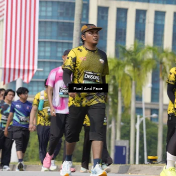 Runner Photo 6559048