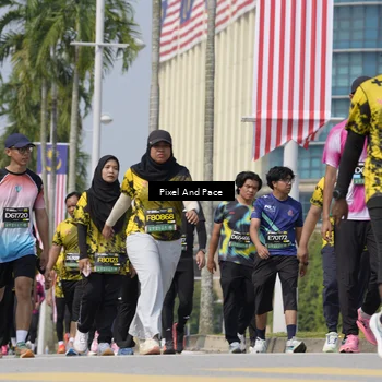 Runner Photo 6559052