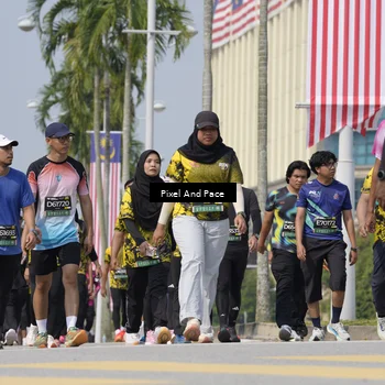 Runner Photo 6559063