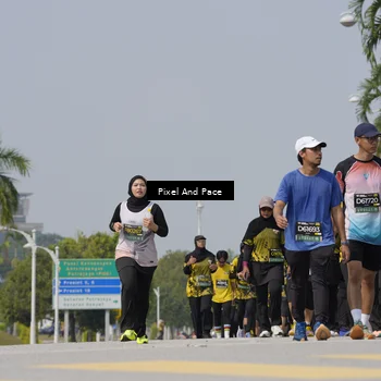 Runner Photo 6559078