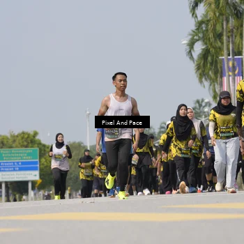 Runner Photo 6559177