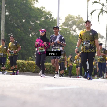 Runner Photo 6559189