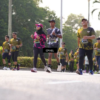 Runner Photo 6559190