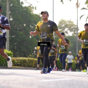 Runner Photo 6559248