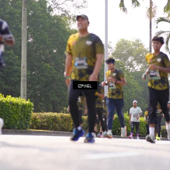 Runner Photo 6559263