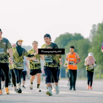 Runner Photo 6559344