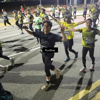 Runner Photo 6559372